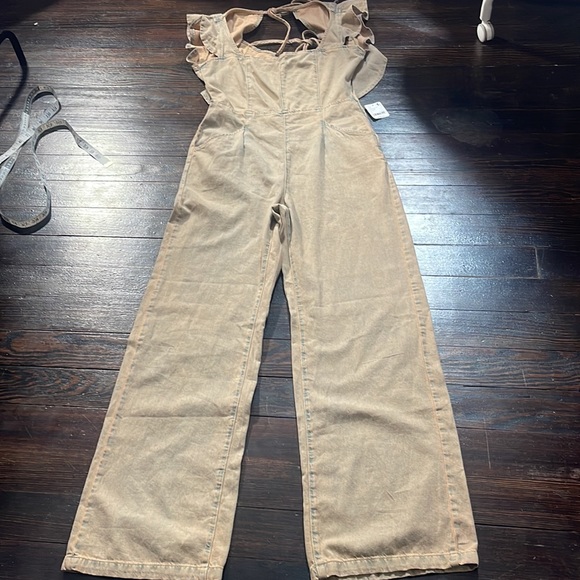 NWOT Free People-We The Free Love Bites Jumpsuit SIZE Small- no tags - Picture 9 of 16